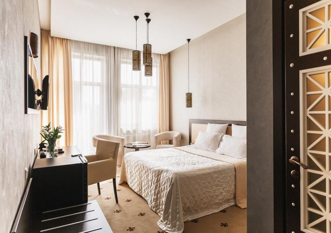 Ark Palace Hotel & Spa Odessa Esterno foto