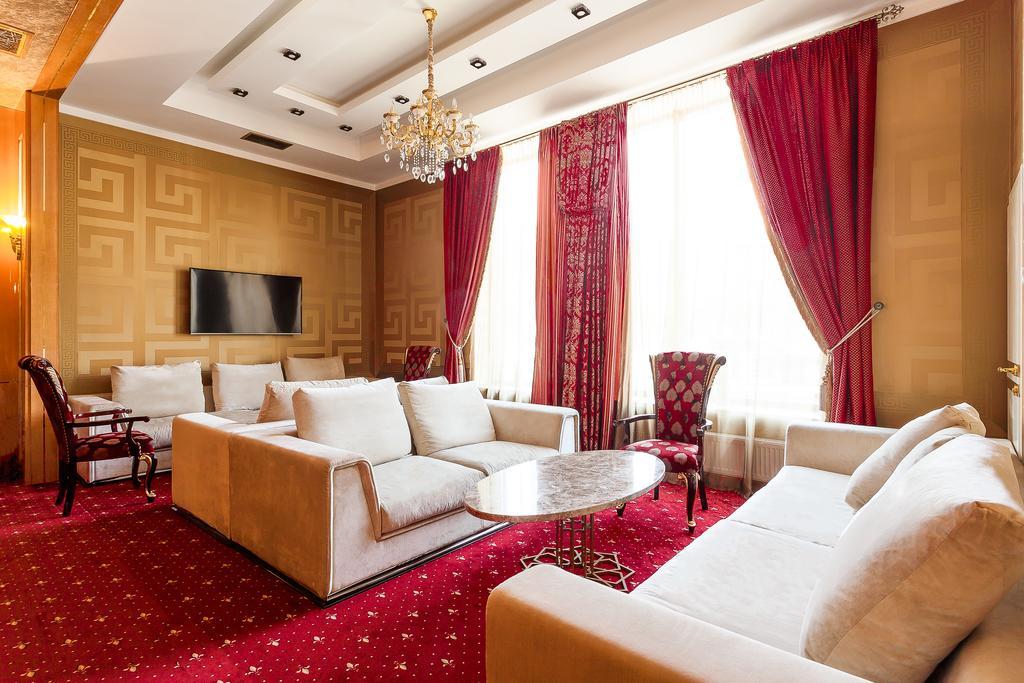 Ark Palace Hotel & Spa Odessa Esterno foto