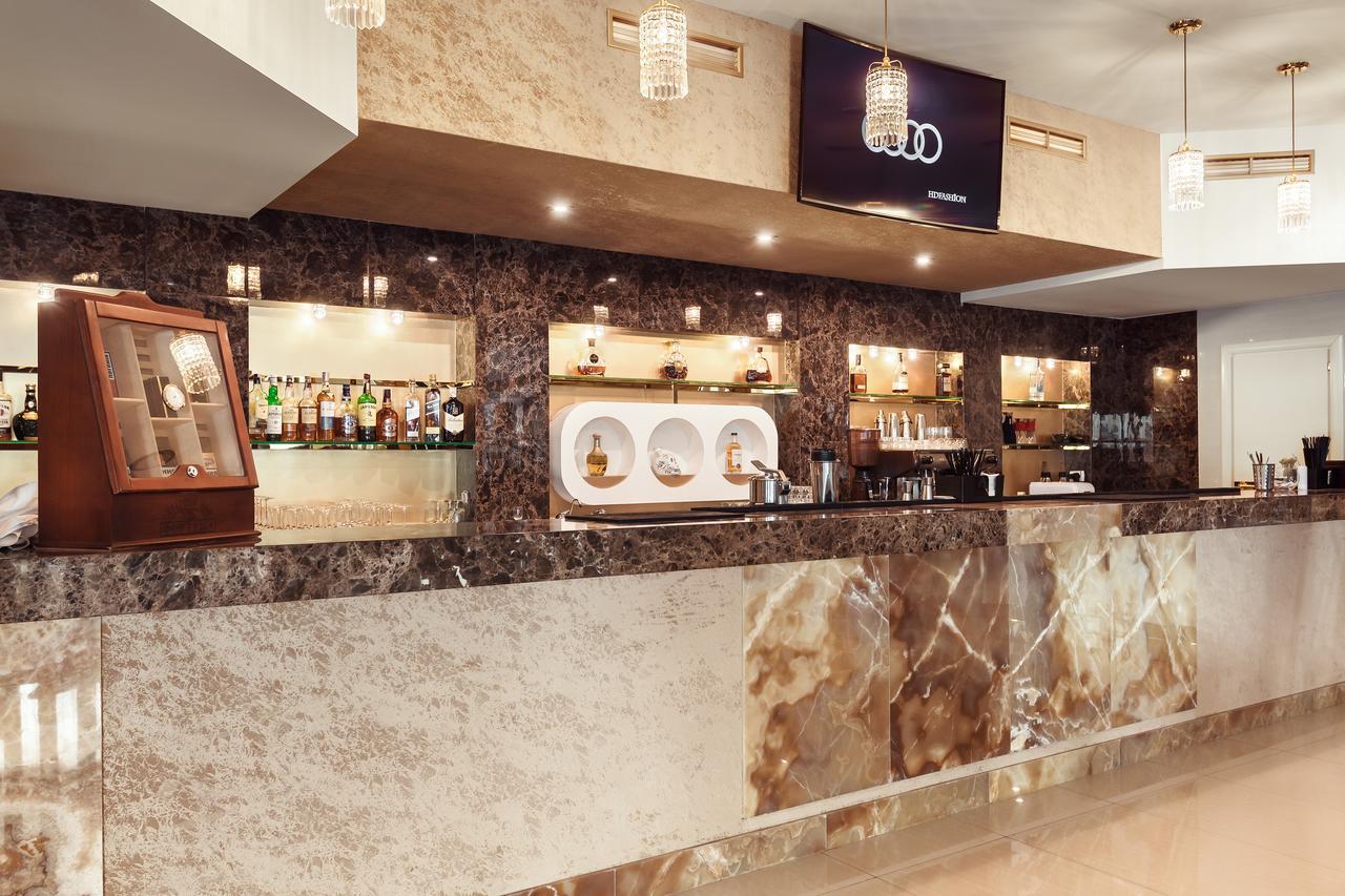 Ark Palace Hotel & Spa Odessa Esterno foto