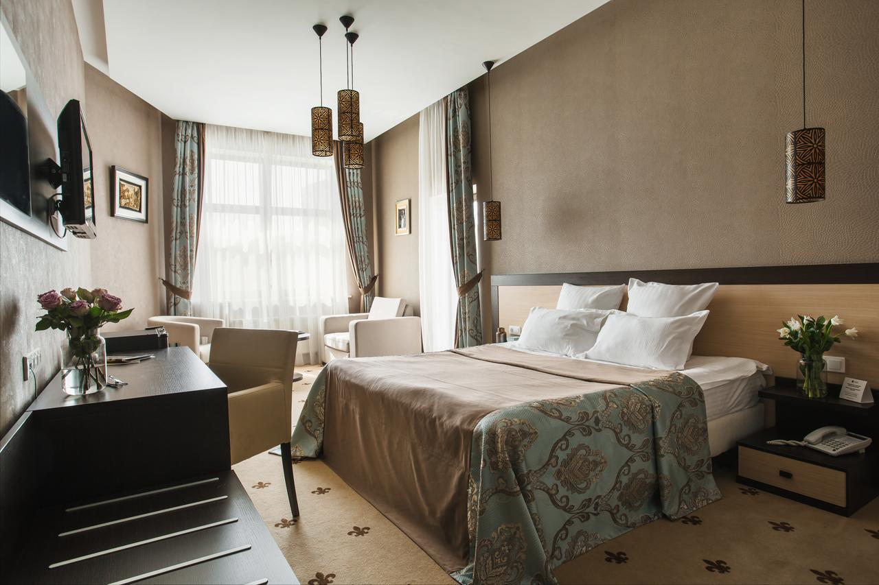 Ark Palace Hotel & Spa Odessa Esterno foto