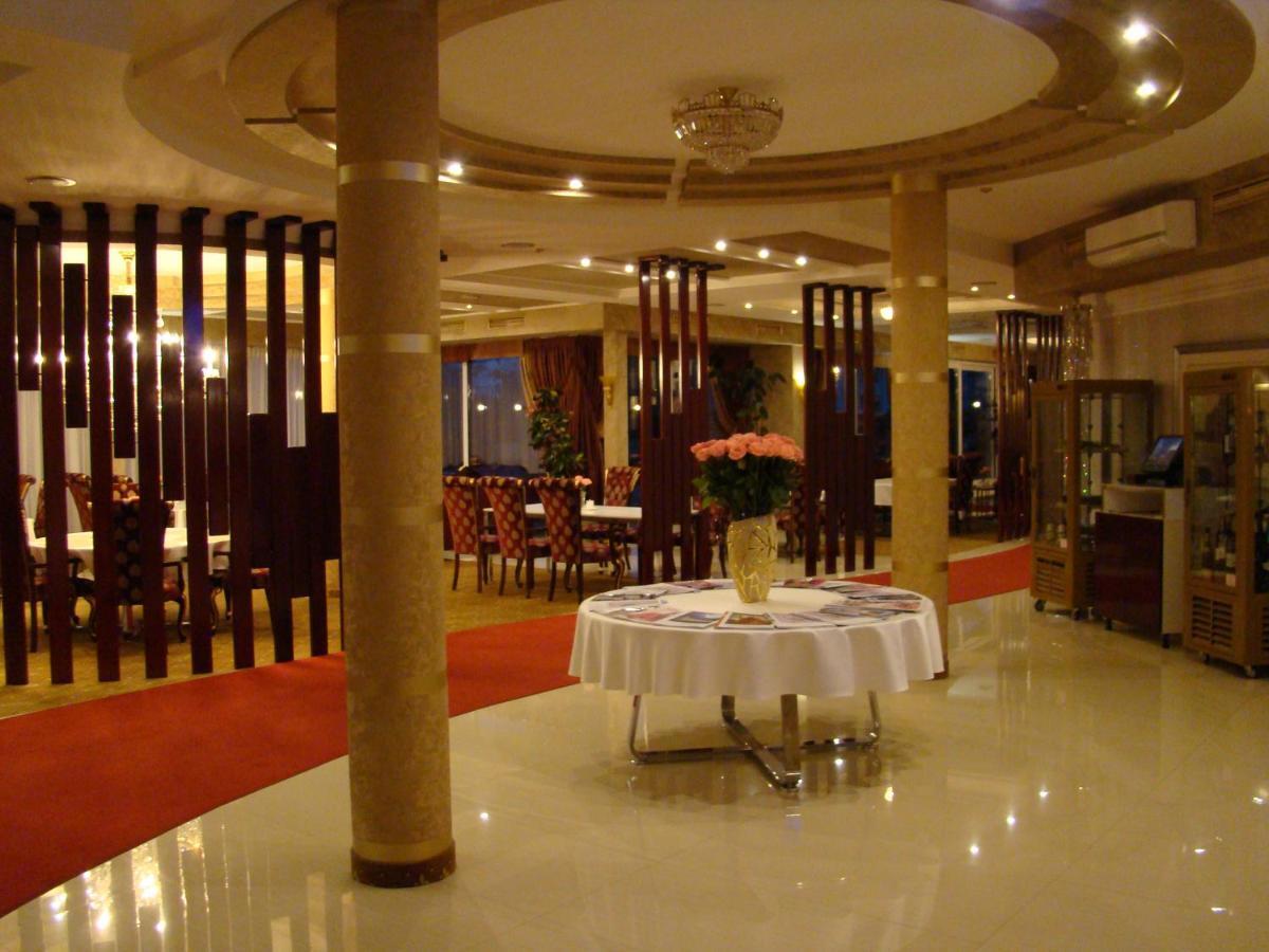 Ark Palace Hotel & Spa Odessa Esterno foto
